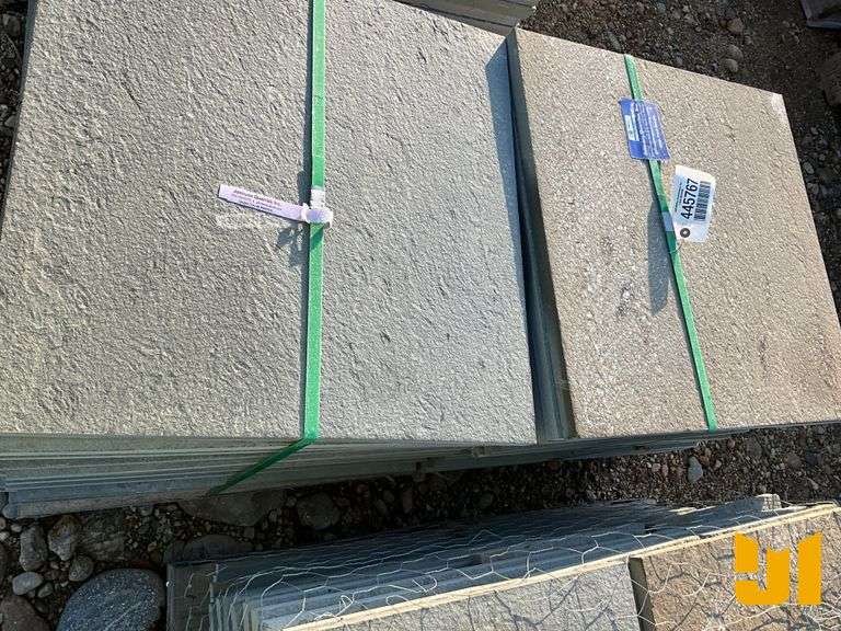 PALLET 24” X 24” X 1” THERMAL BLUESTONE PATTERN