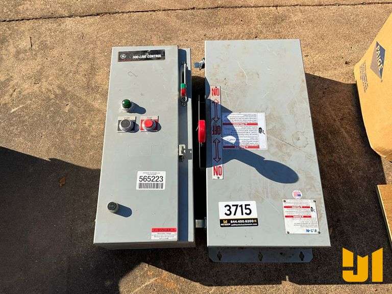 (1) EATON PLUG-IN UNIT, (1) 300-LINE COMBINATION MAGNETIC STARTERS