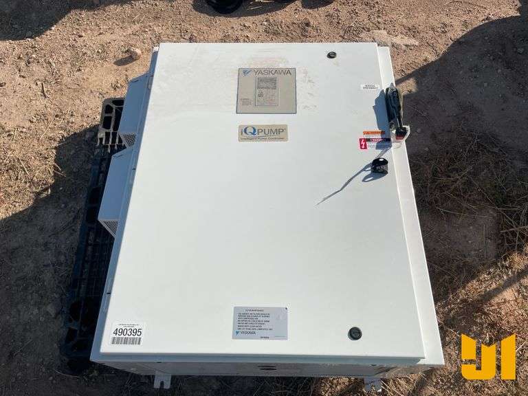 YASKAWA P7CRB0407PC SUBMERSIBLE PUMP CONTROL PANEL SN: 4W0892245150001