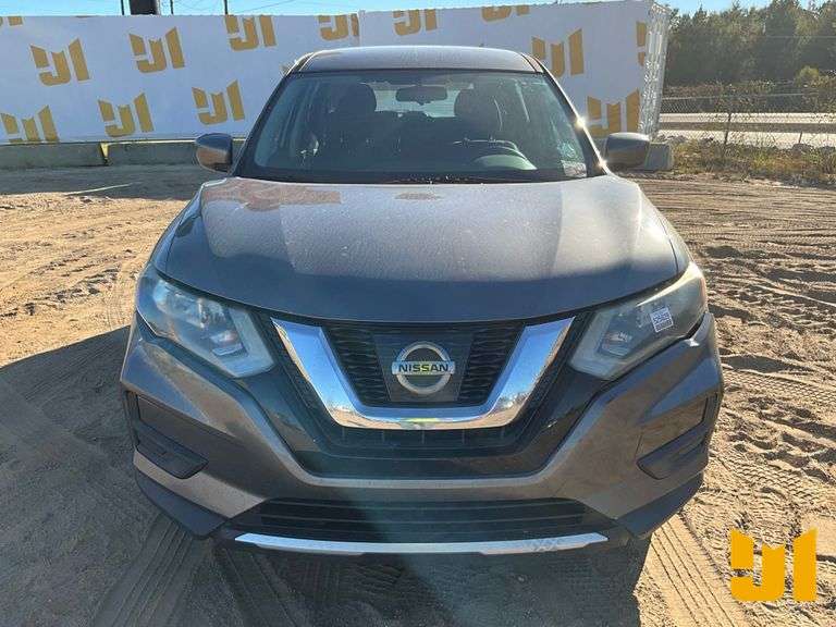 2017 NISSAN ROGUE VIN: 5N1AT2MT5HC862230 FWD