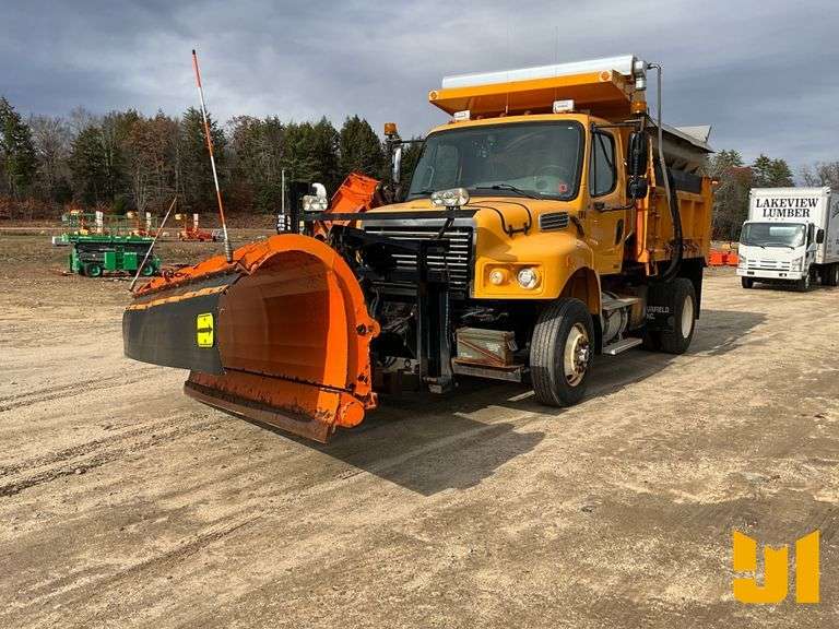 2009 FREIGHTLINER M2 SINGLE AXLE DUMP TRUCK VIN: 1FVAC3BS39HAH1304