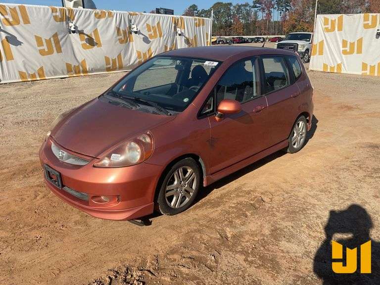 2008 HONDA FIT VIN: JHMGD38648S048290 2WD