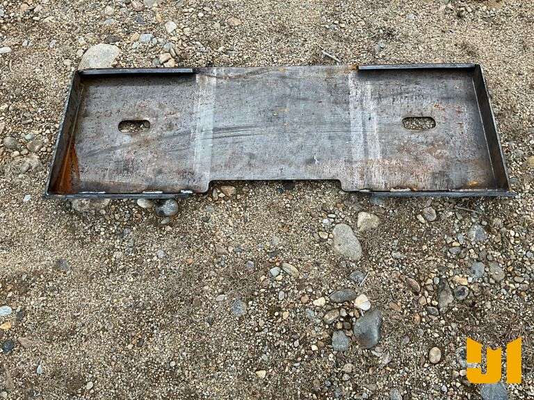 UNUSED KC UNIVERSAL MOUNTING FRAME