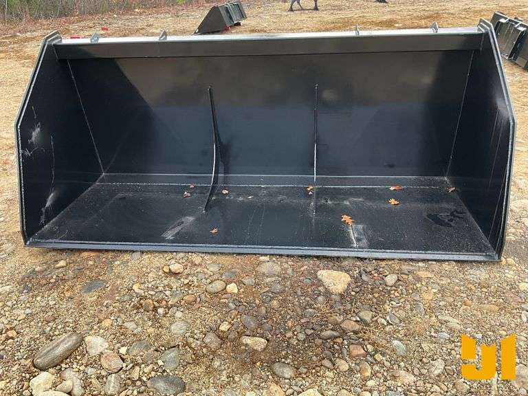 UNUSED KC 102” OVERSIZED LIGHT MATERIAL BUCKET