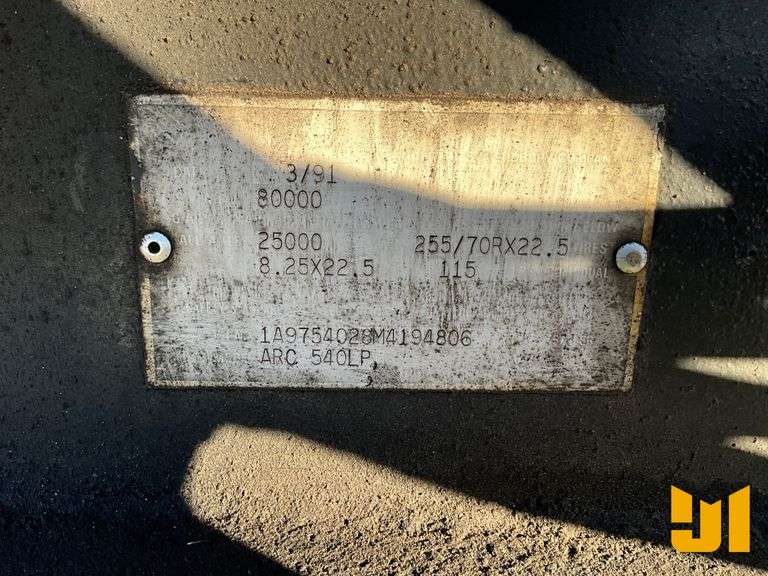 1991 BENLEE T/A TANDEM AXLE ROLLOFF TRAILER VIN: 1A9754028M4194806