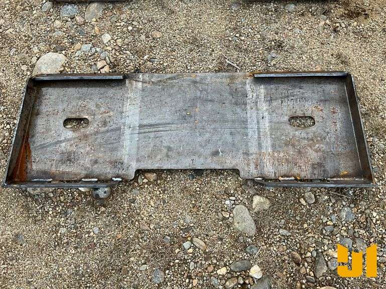 UNUSED KC UNIVERSAL MOUNTING FRAME