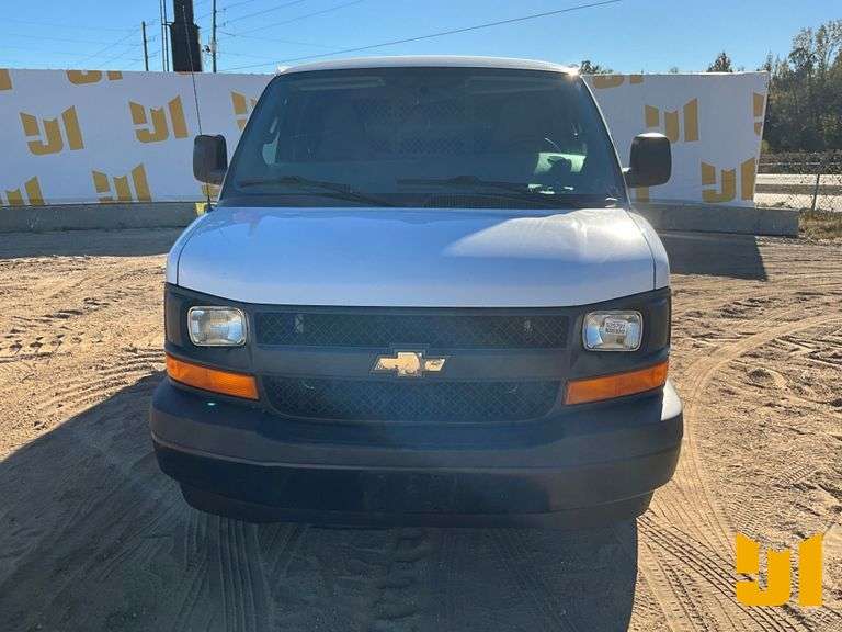 2017 CHEVROLET EXPRESS CARGO VAN VIN: 1GCWGAFF4H1258020