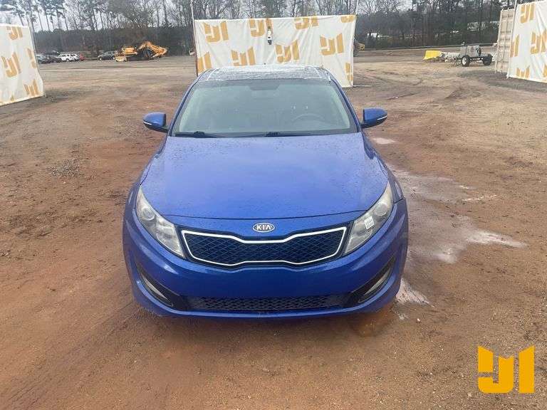 2012 KIA OPTIMA VIN: 5XXGR4A65CG070515 FWD - Jeff Martin