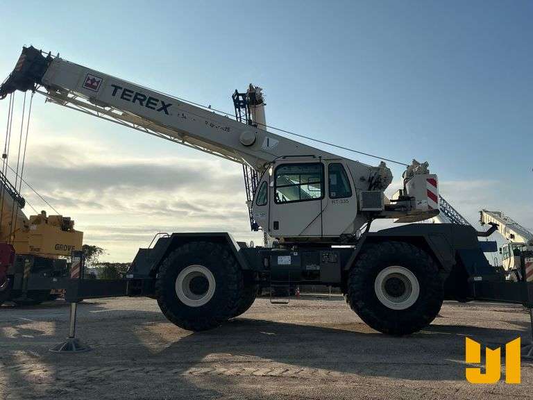2008 TEREX RT335 ROUGH TERRAIN CRANE SN: 15345
