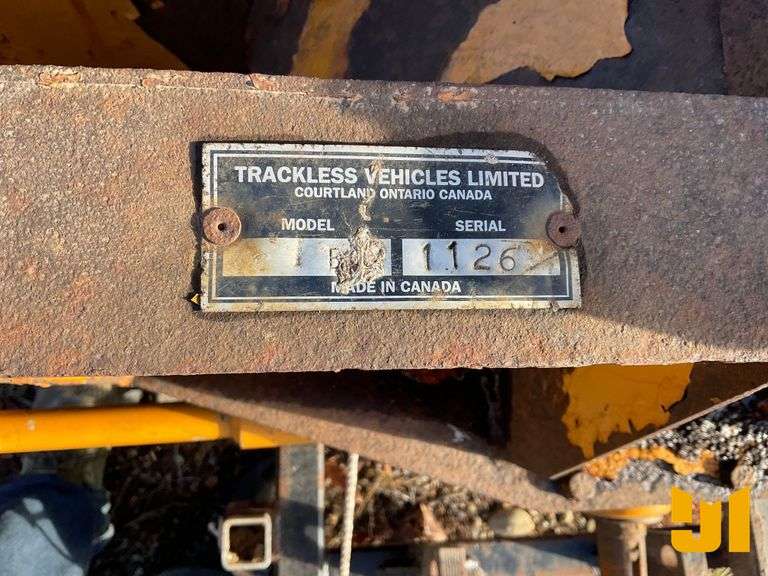 TRACKLESS 1B SNOW BLOWER ATTACHMENT SN: 1126