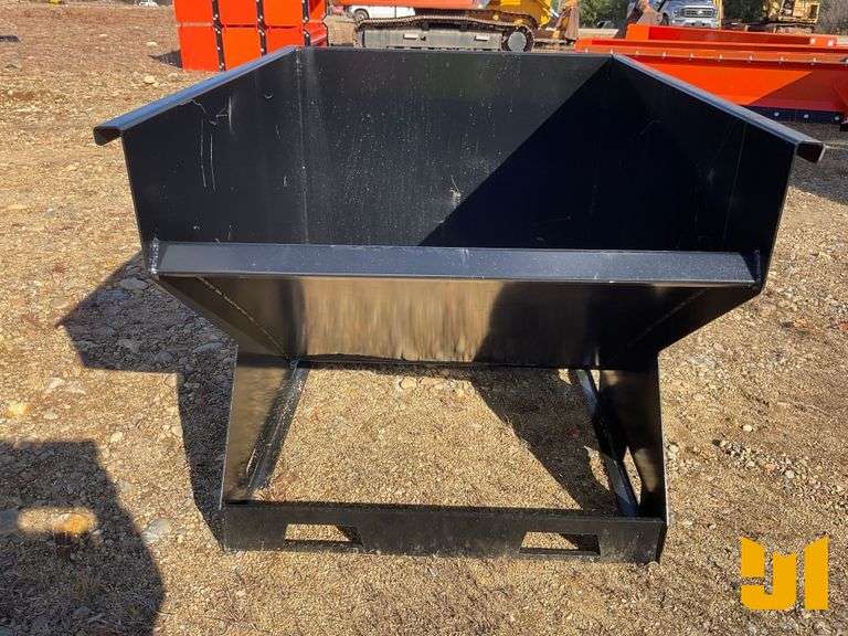 UNUSED KC 2 YARD SKID STEER TRASH HOPPER
