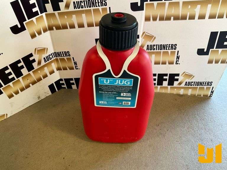 UNUSED 5 GAL UTILITY JUG