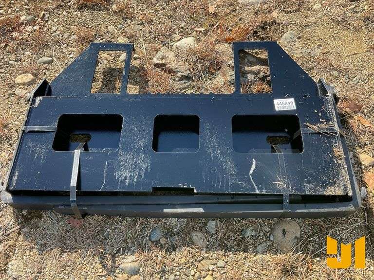 UNUSED KC 45” FORK FRAME W/42” FORKS