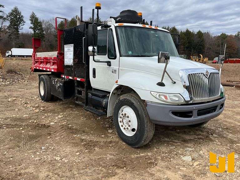 2007 INTERNATIONAL 4300SBA 4X2 SINGLE AXLE DUMP TRUCK VIN: 1HTMMAANX7H359537