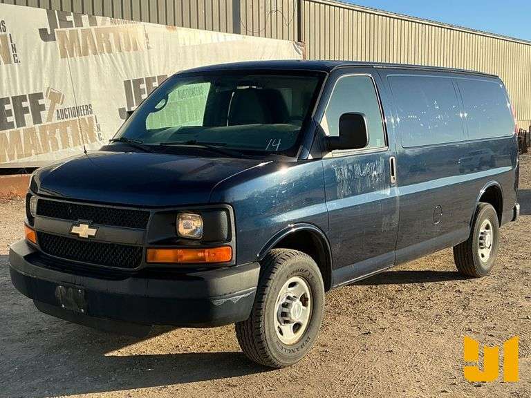 2014 CHEVROLET EXPRESS 2WD CARGO VAN VIN: 1GCWGFCA5E1208812