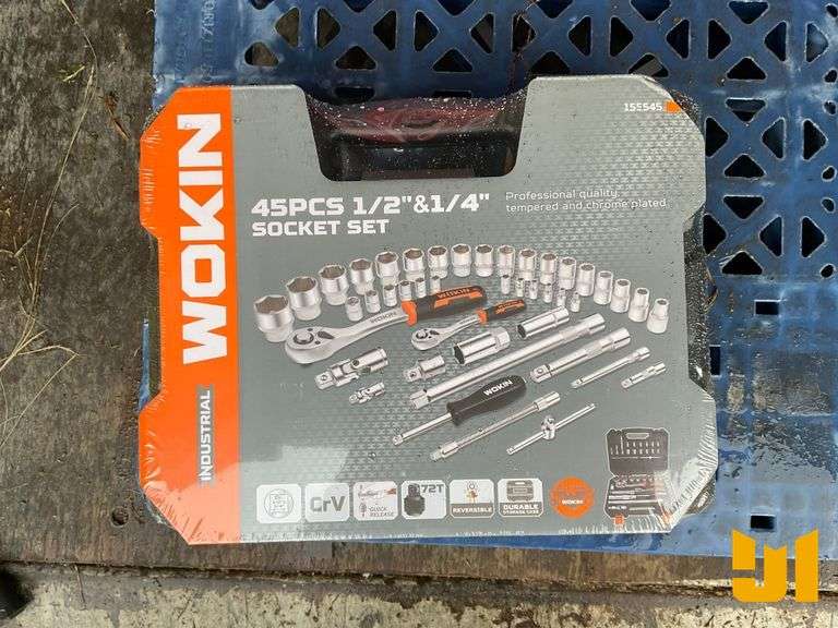 WORKIN 45 PCS SOCKET SET, INCLUDES 1/4” AND 1/2”