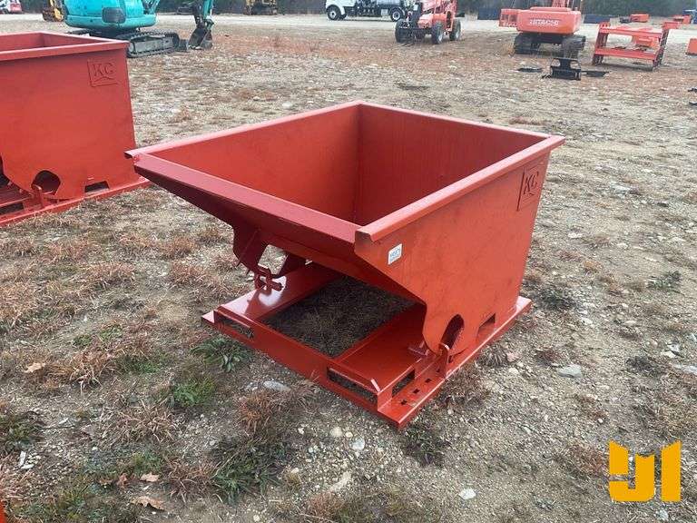 UNUSED 1.5 YARD SELF DUMPING HOPPER