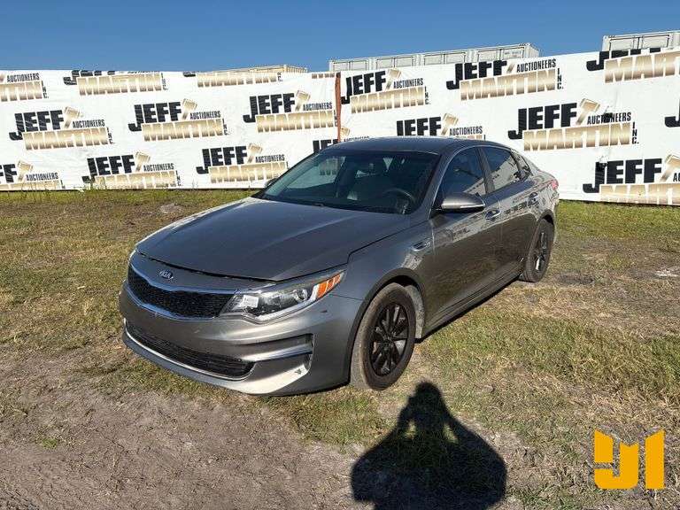 2018 KIA OPTIMA VIN: 5XXGT4L32JG206147 2WD