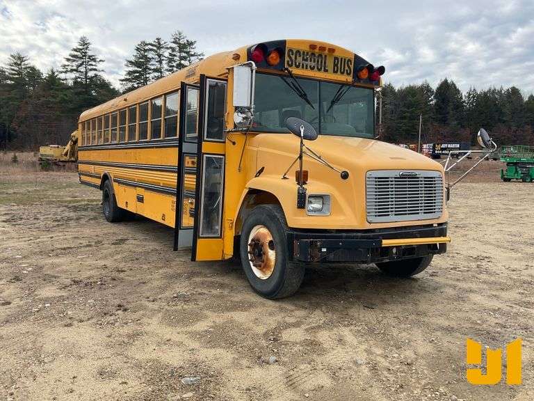 2006 FREIGHTLINER FS 65 CHASSIS VIN: 4UZAAXCS96CV88040 2WD SCHOOL BUS