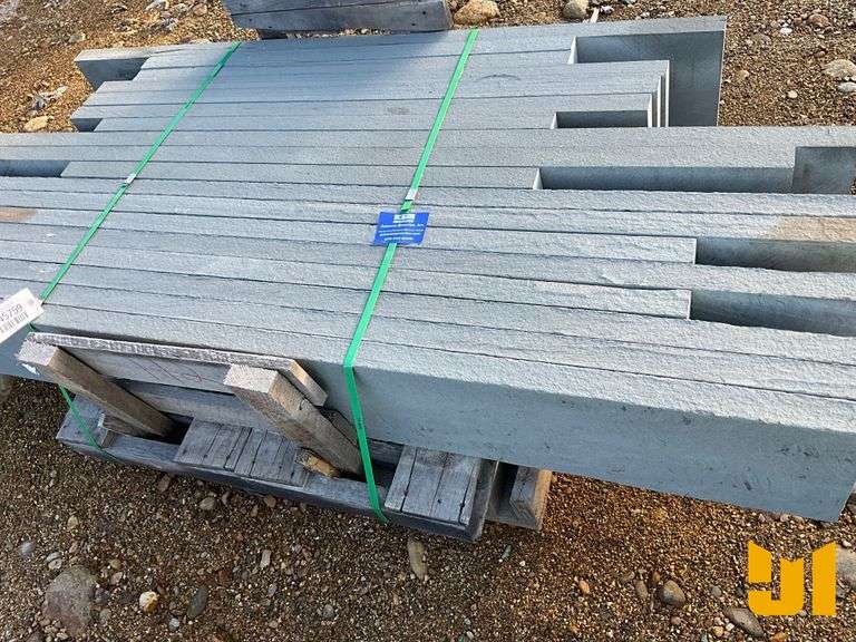 PALLET 12” MIXED 2” THERMAL BLUESTONE TREADS