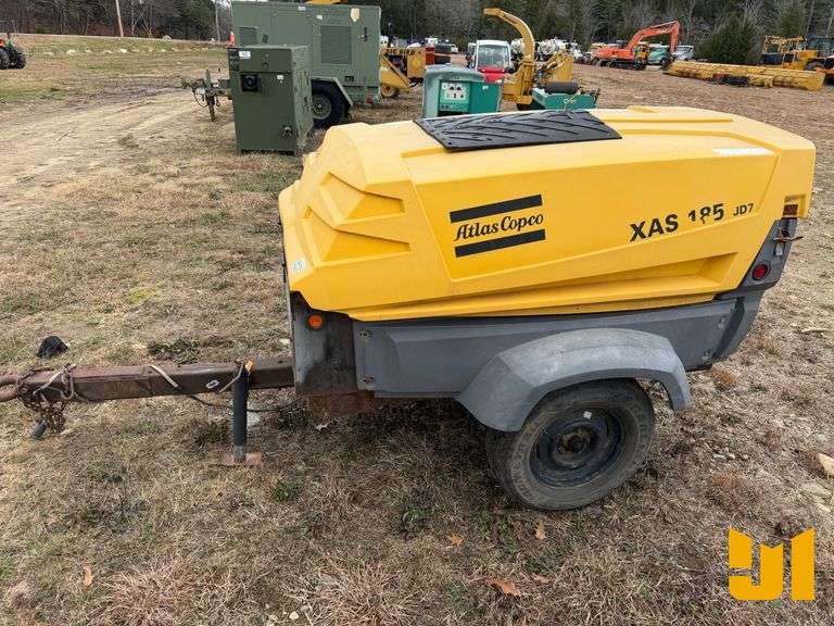 ATLAS COPCO XAS185 185 PORTABLE AIR COMPRESSOR