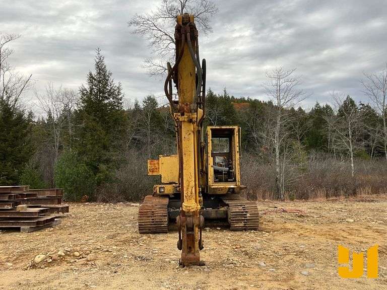 1977 CATERPILLAR 225 HYDRAULIC EXCAVATOR SN: 51U2046