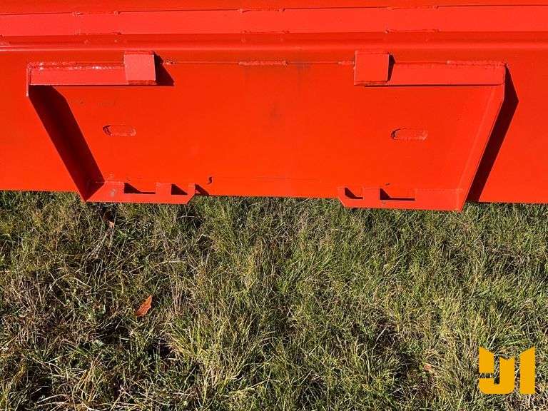 UNUSED KC 8’ SNOW PUSHER W/REPLACEABLE SHOES AND BLADE