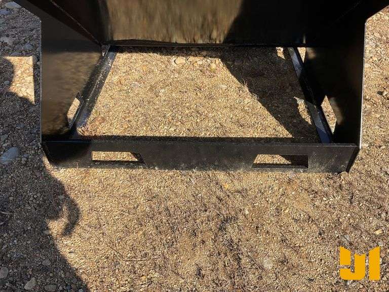 UNUSED KC 2 YARD SKID STEER TRASH HOPPER