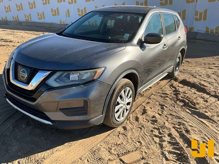 2017 NISSAN ROGUE VIN: 5N1AT2MT5HC862230 FWD