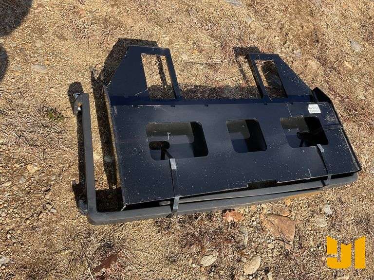 UNUSED KC 45” FORK FRAME W/42” FORKS