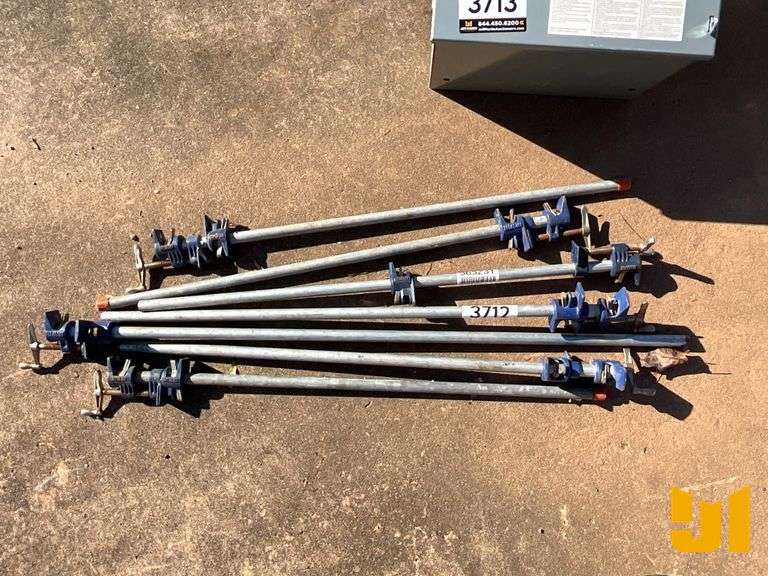 IRWIN QTY OF (7) PIPE CLAMPS
