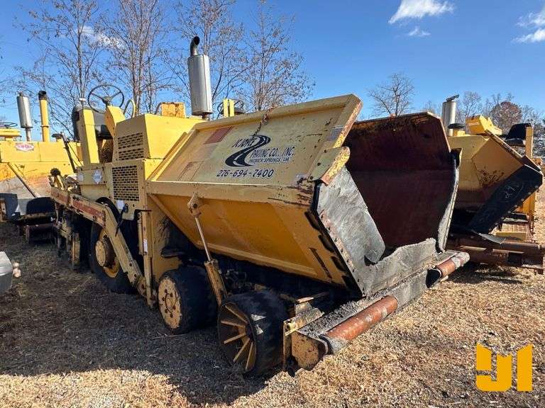 1997 BLAW KNOX 161 RUBBER TIRE PAVER  SN: 1611302