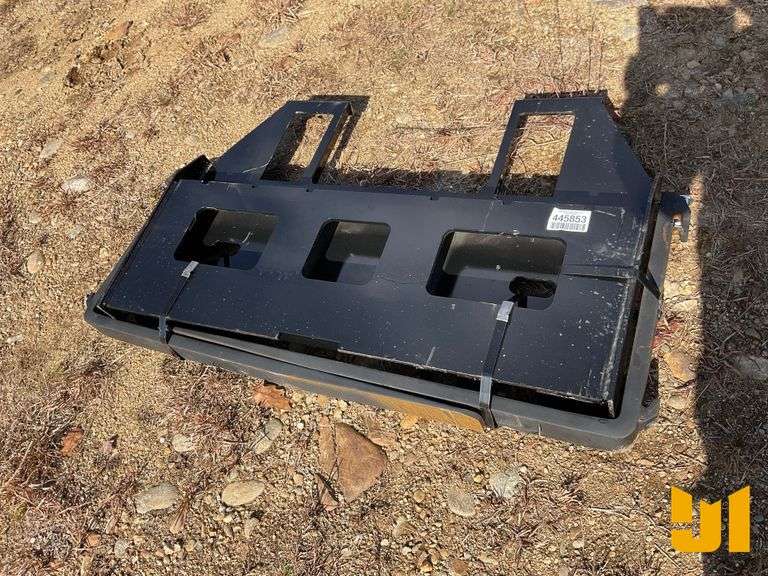 UNUSED KC 45” FORK FRAME W/42” FORKS