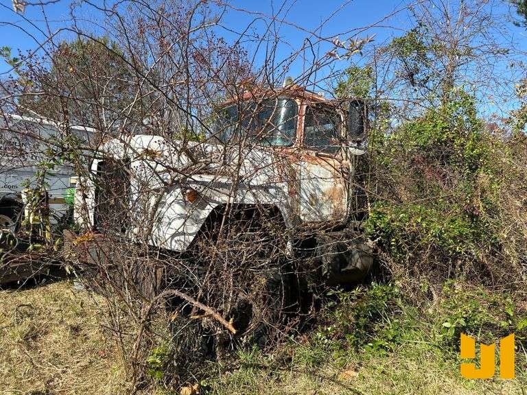 1978 MACK R T/A CAB & CHASSIS VIN: RD685S7376