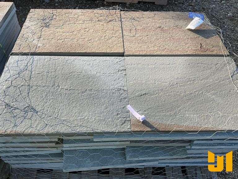 PALLET 1.5” BLUESTONE PATIO KIT