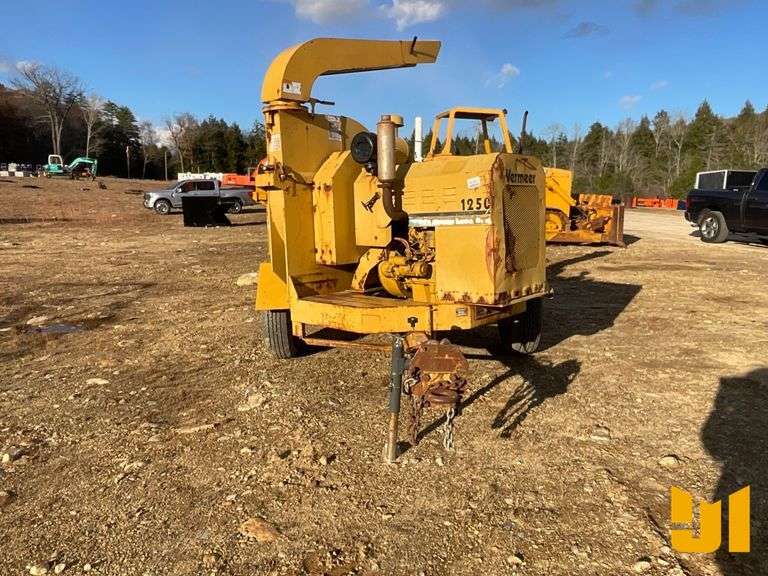 VERMEER 1250BC PORTABLE CHIPPER SN: 1VRC14131R1004401