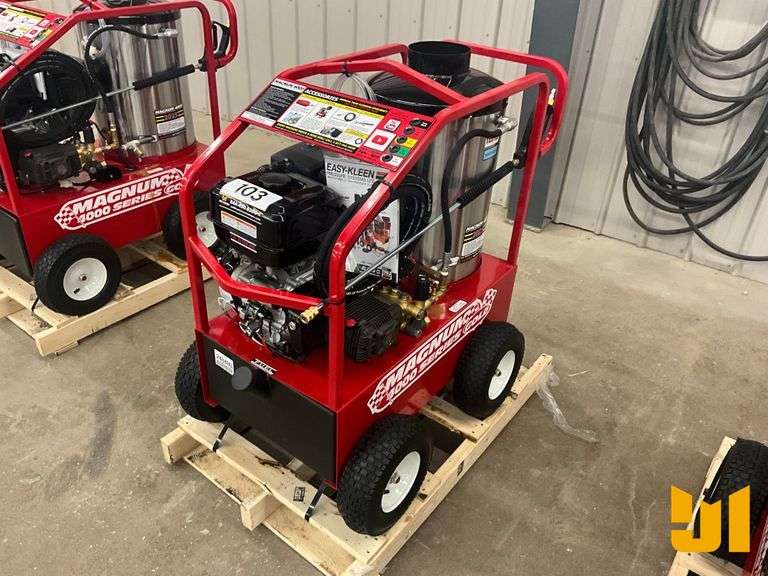 UNUSED EASY-KLEEN MAGNUM 4000 SERIES PRESSURE WASHER SN: 254403