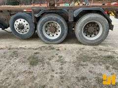 1994 PETERBILT 357 TRI ROLL OFF TRUCK VIN: 1XPAL60X2RN353155