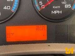 2010 INTERNATIONAL 7600 SINGLE AXLE DUMP TRUCK VIN: 1HTWDAARXAJ240849