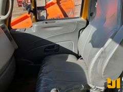 2010 INTERNATIONAL 7600 SINGLE AXLE DUMP TRUCK VIN: 1HTWDAARXAJ240849