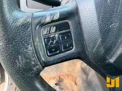 2014 RAM 1500 HEMI 5.7L CREW CAB 4X4 PICKUP VIN: 1C6RR7KTXES164632