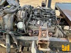 2006 CHEVROLET W4 SINGLE AXLE REGULAR CAB FLATBED TRUCK VIN: 4KBB4B1U46J800138