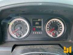 2014 RAM 1500 HEMI 5.7L CREW CAB 4X4 PICKUP VIN: 1C6RR7KTXES164632