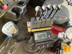 2010 INTERNATIONAL 7600 SINGLE AXLE DUMP TRUCK VIN: 1HTWDAARXAJ240849