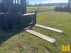 HYSTER ROUGH TERRAIN FORKLIFT