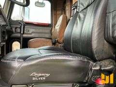 1994 PETERBILT 357 TRI ROLL OFF TRUCK VIN: 1XPAL60X2RN353155