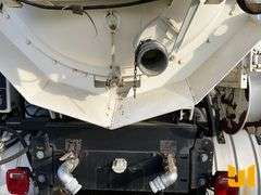 2001 STERLING L7500 S/A VAC VIN: 2FZAA0AK71AB56467