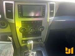 2008 JEEP GRAND CHEROKEE VIN: 1J8GR48KX8C188272 4WD