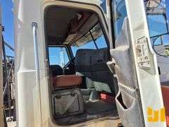 2013 MACK CHU613 PINNACLE TANDEM AXLE DAY CAB TRUCK TRACTOR VIN: 1M1AN07Y3DM014765