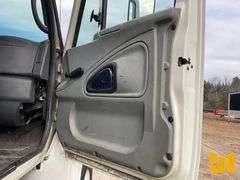 2007 INTERNATIONAL 4400 SBA 6X4 T/A REAR LOAD RESIDENTIAL COLLECTION TRUCK VIN: 1HTMSAZR47H493165